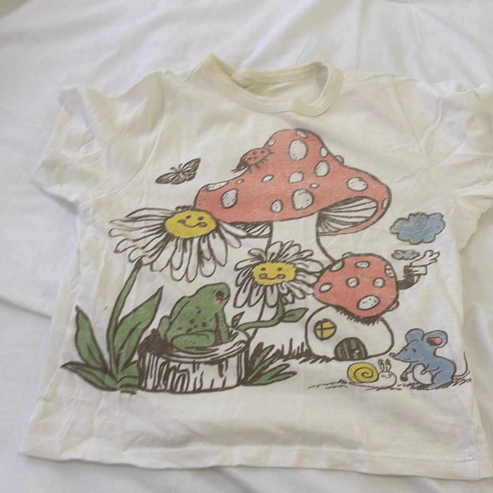 urban outfitters graphic tee